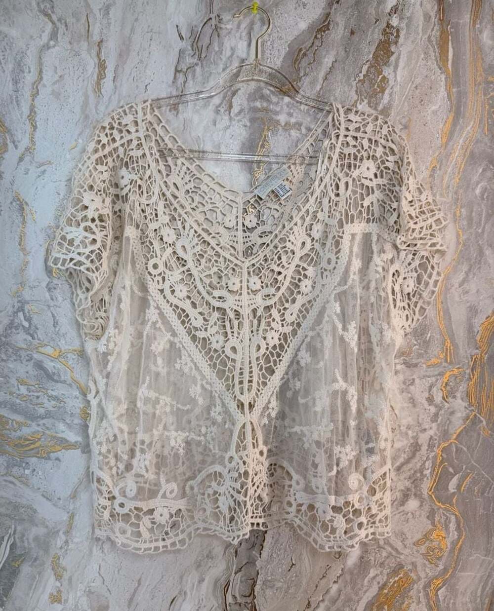 Forever 21 Plus Ivory Sheer Crochet Lace Boho V-Neck Short Sleeve Top Size 2X/3X